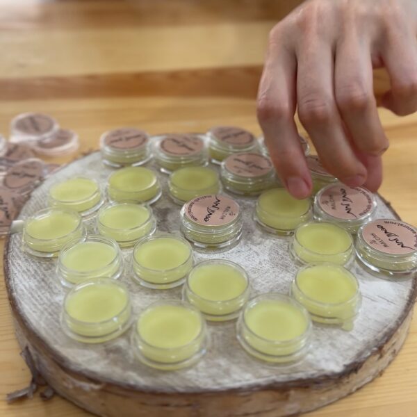 שפתון לחות טבעי